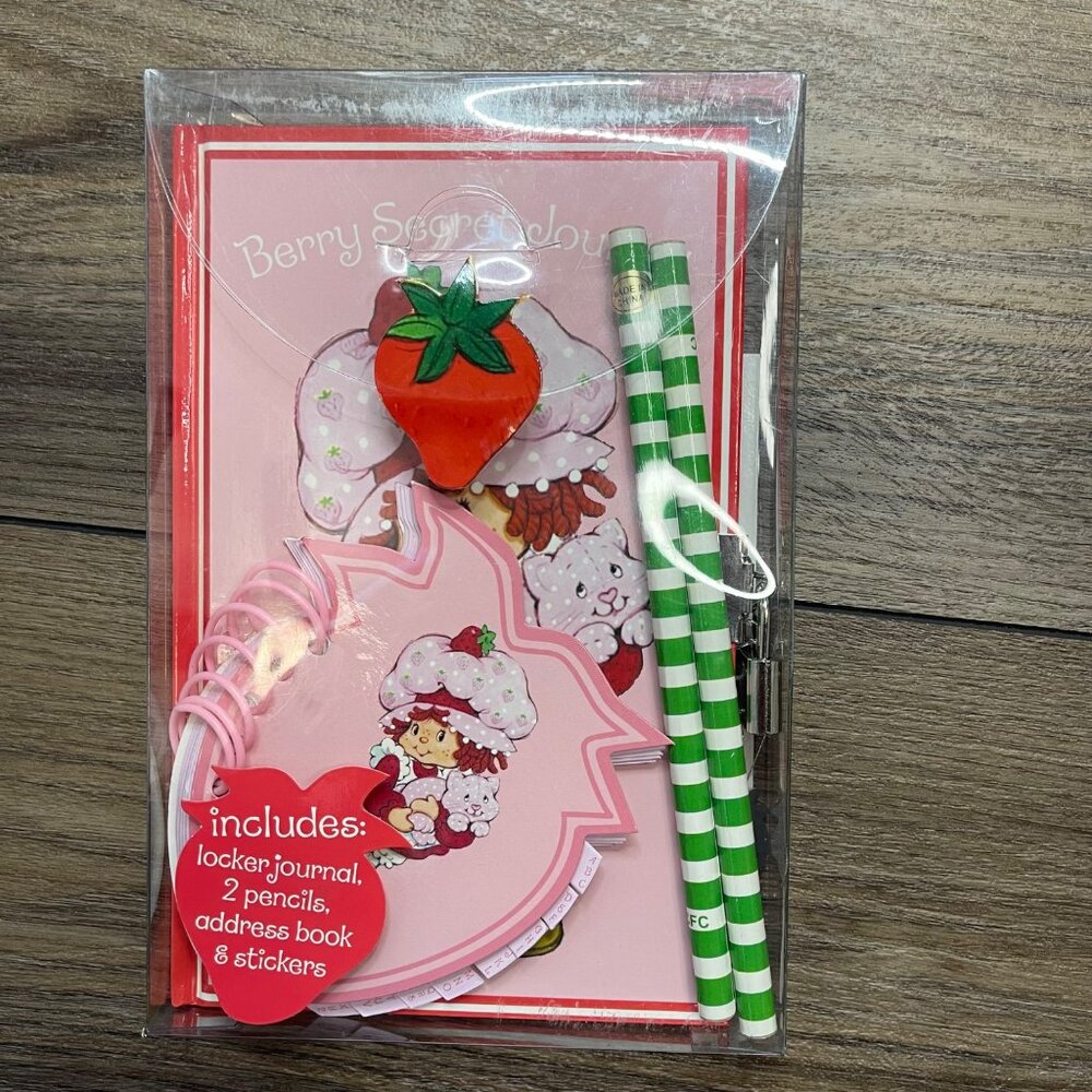 Vintage Strawberry Shortcake Diary, Journal,‎ Stationary Set NEW Flaw Movie Prop - Picture 2 of 10